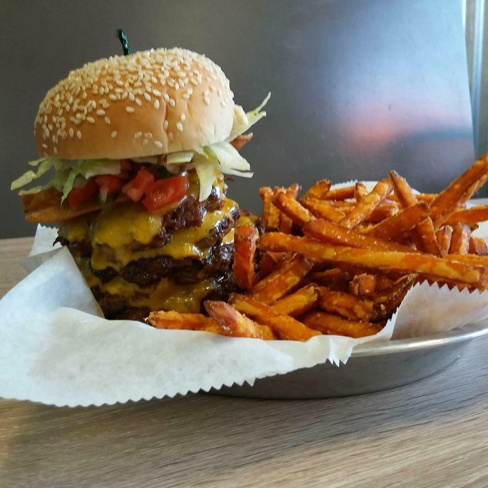 Tasty's Fresh Burgers and Fries - Amelia Island