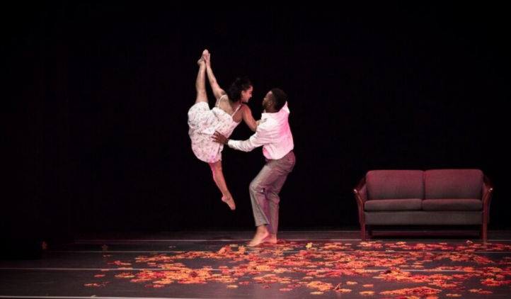 dance performance couple lift